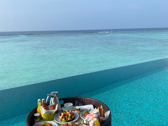 库拉玛蒂岛度假酒店主图