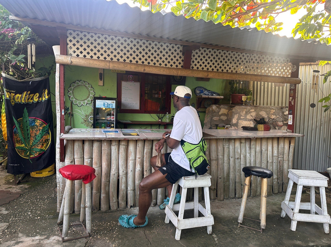 Wake N Bake Café