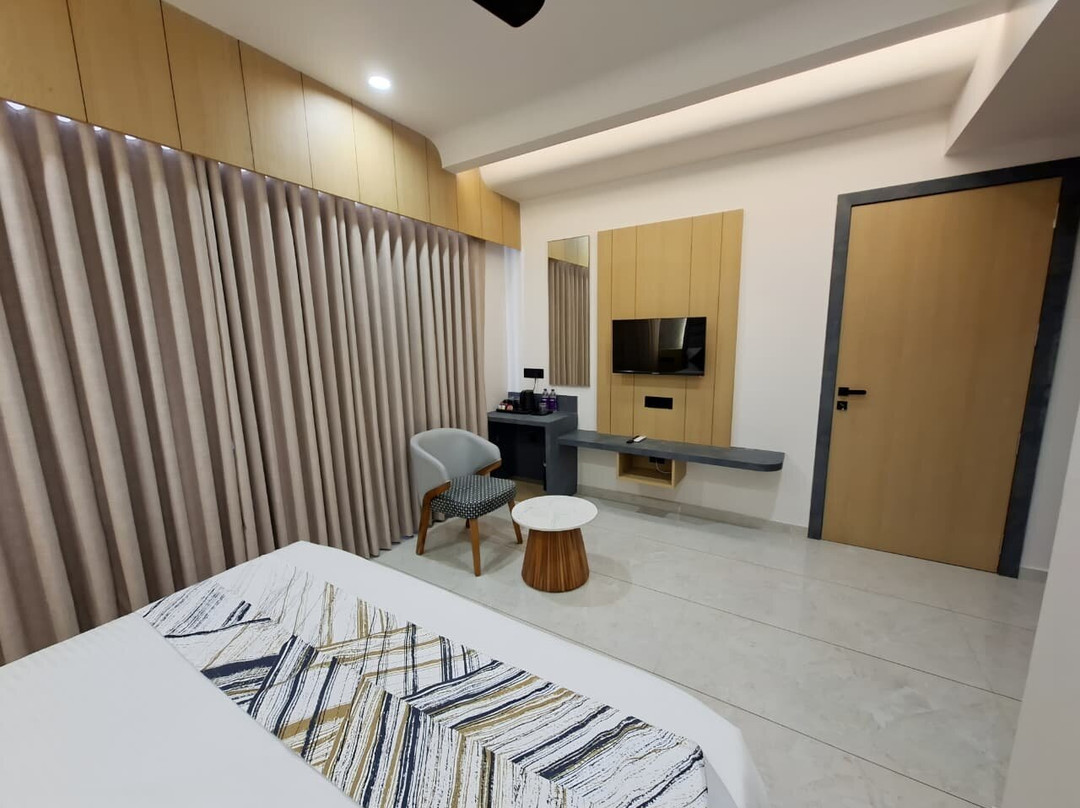 White Panda Hotels Shree Radhe Dwarka