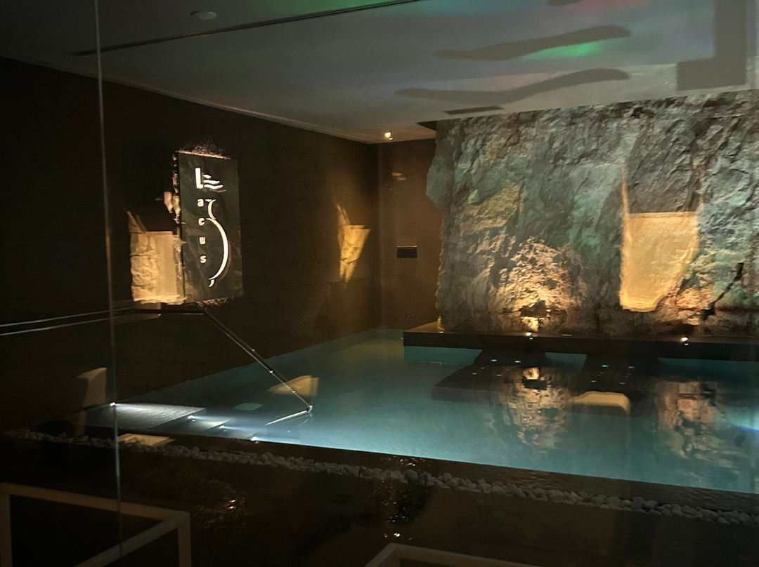 蒙特萨拉戈酒店主图