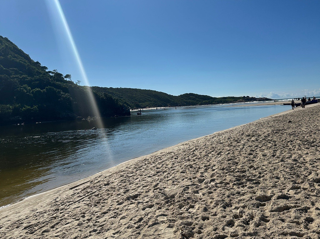 Pontal Beach-Guarda do Embau必去景点