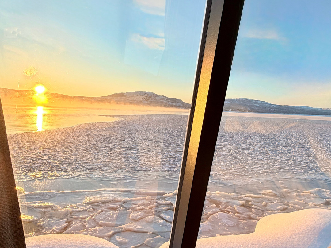 Aurora Sea Lodges