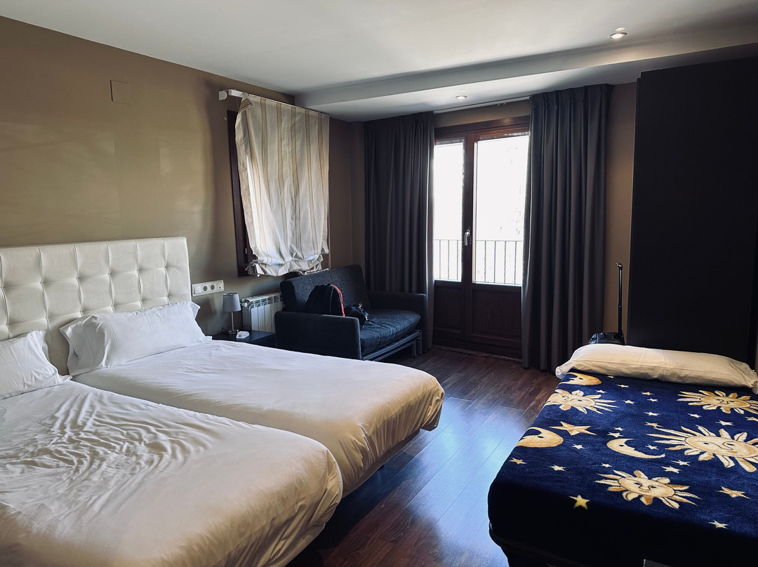 Santa Cruz de Moya酒店住宿-Hotel El Cierzo de Javalambre