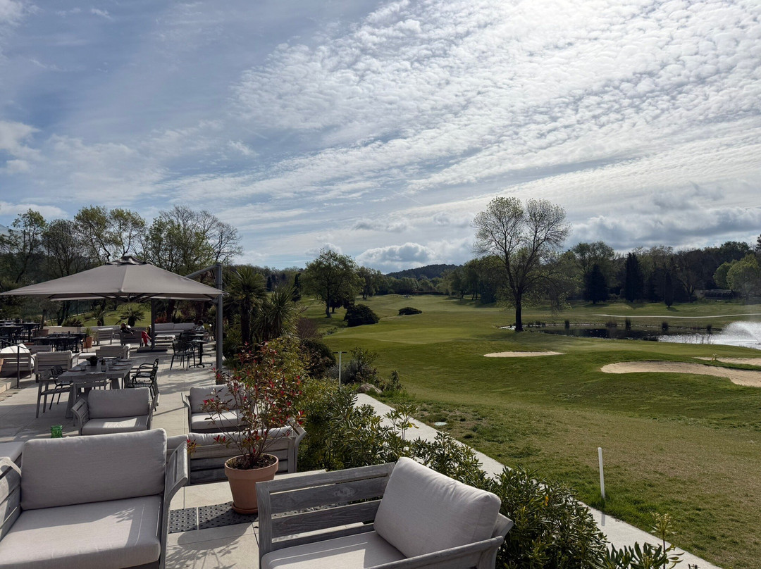 大农庄高尔夫球场-Chateauneuf de Grasse必去景点