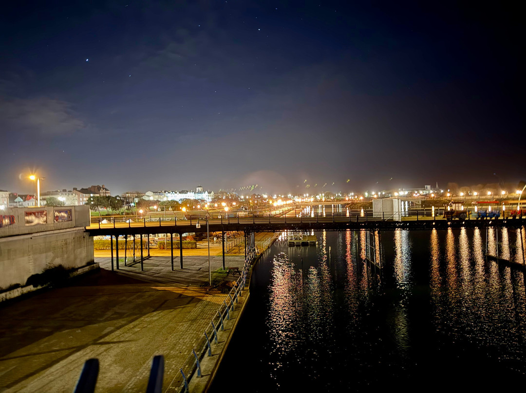 绍斯波特中心普瑞米尔酒店