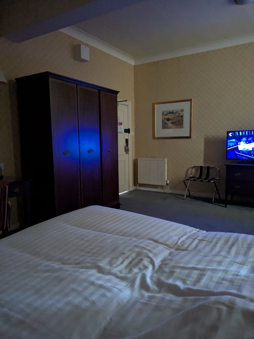 伯恩矛斯贝斯特韦斯特Sure东悬崖酒店-旅行者