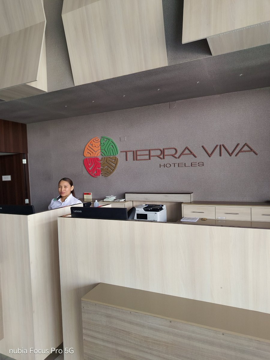 BTH Rebel塔克纳-旅行者