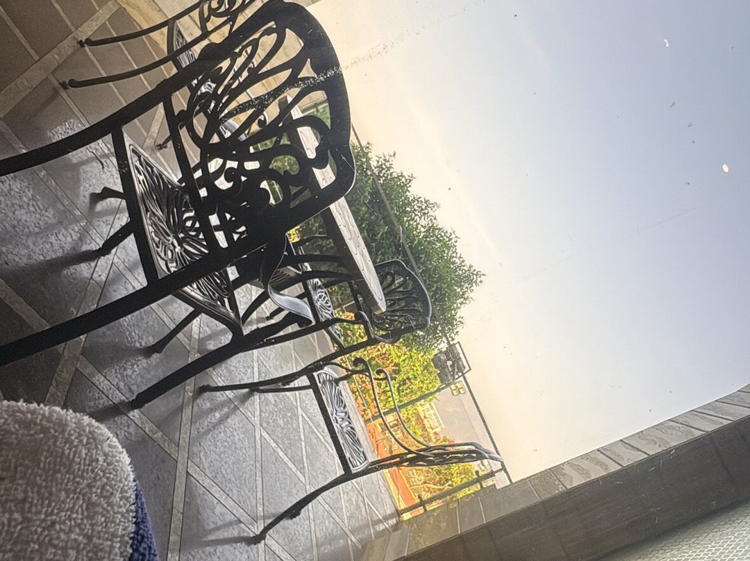 峡谷酒店主图