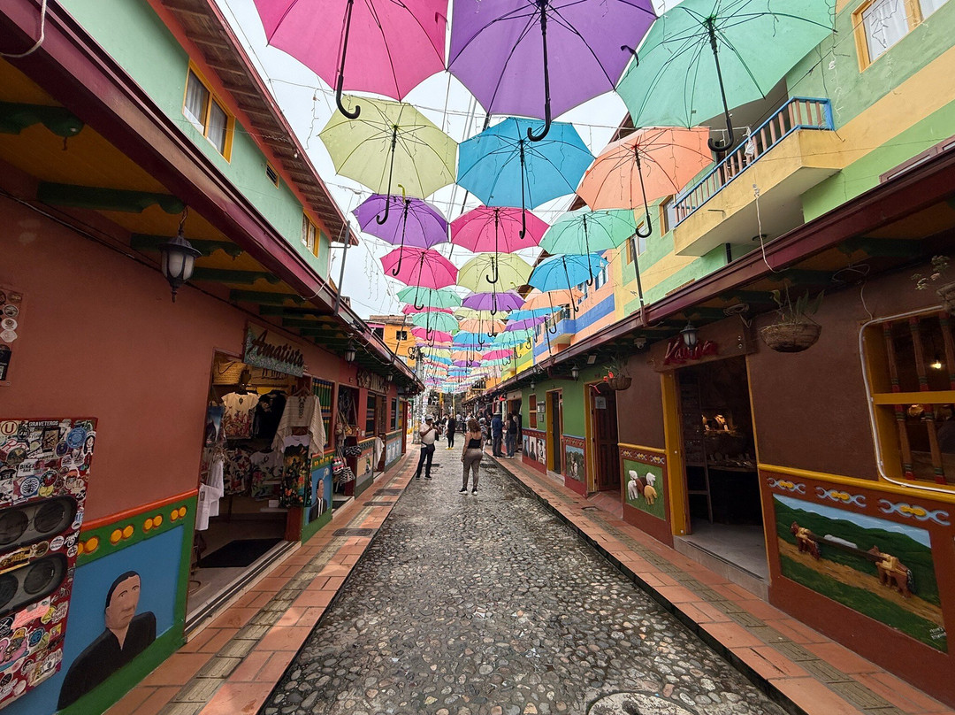 Laguna de Guatape-麦德林必去景点