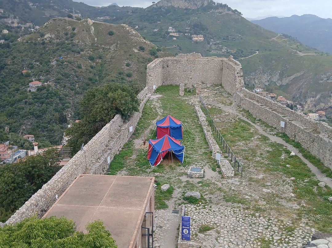 Castello di Taormina-陶尔米纳必去景点