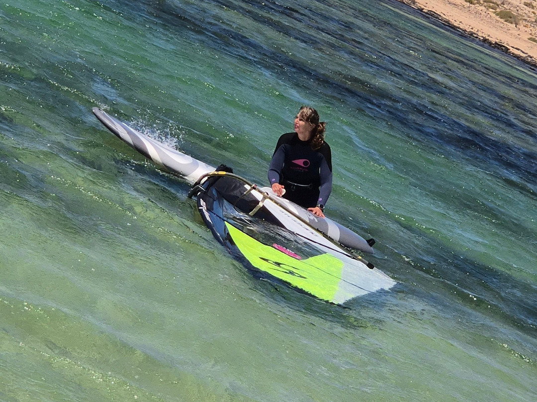 Max Windsurf School-科拉雷侯必去景点