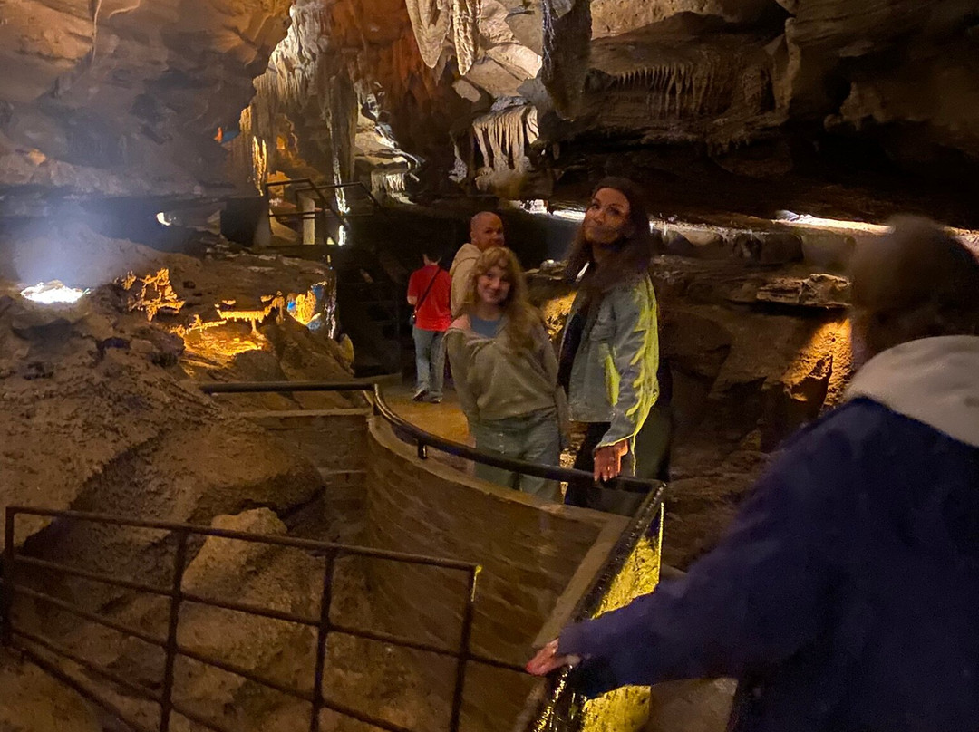 Squire Boone Caverns-Mauckport必去景点