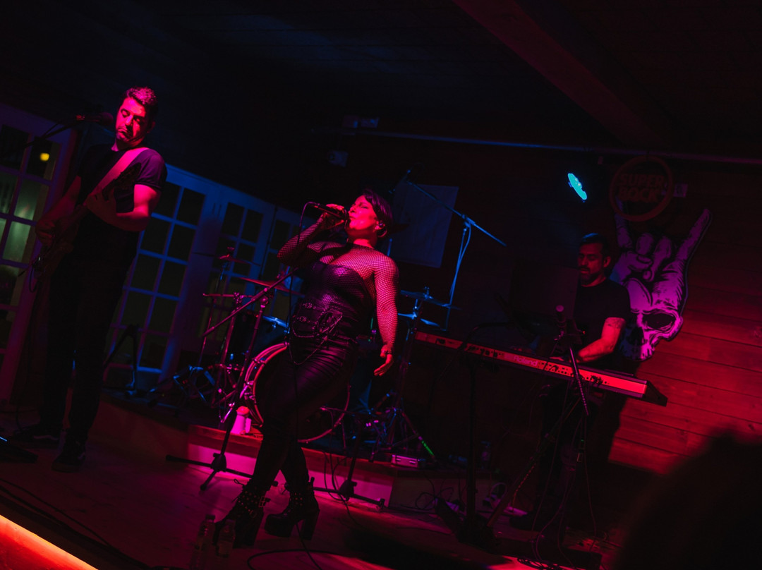 Santo Rock Bar