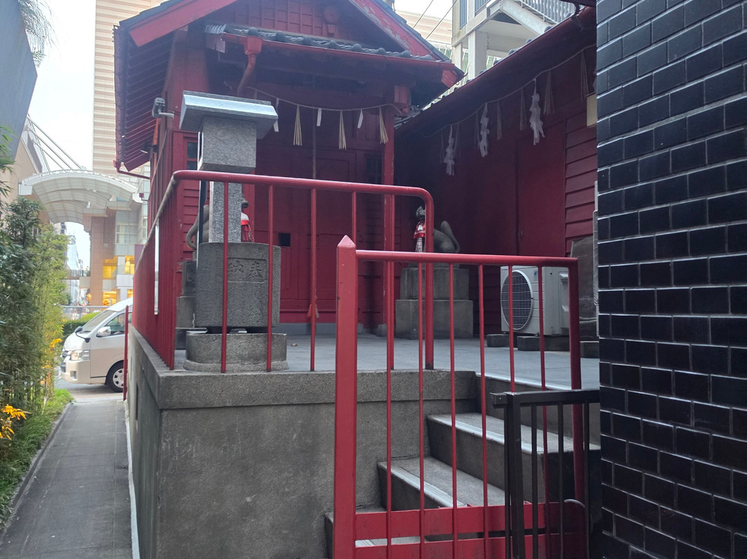 Kunihiro Inari Shrine-Nakasu必去景点