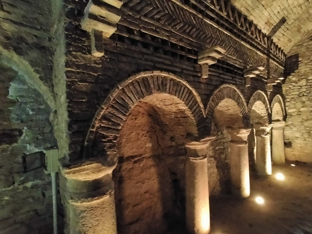 Grotte Tufacee Comunali-圣阿尔坎杰洛-迪罗马涅必去景点