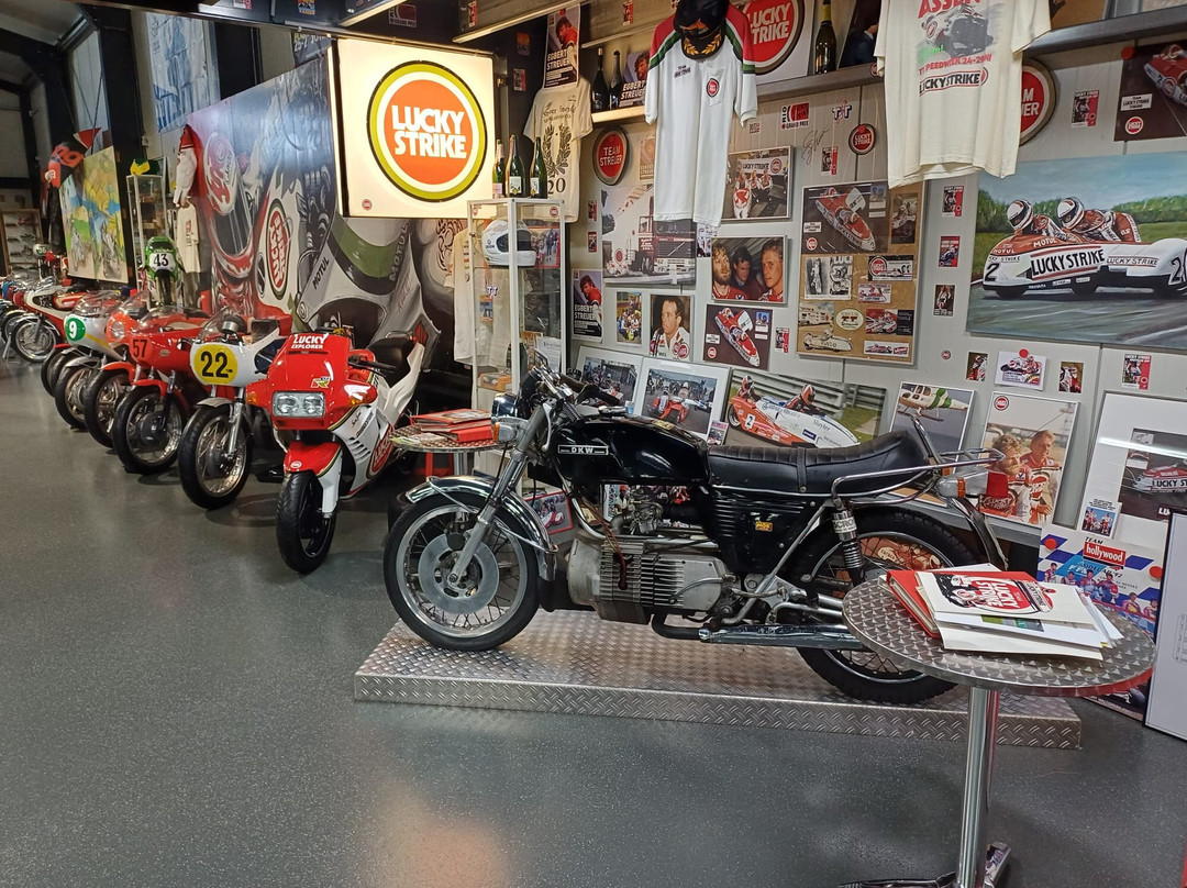 Motorcycle and Moped Museum-Schoonoord必去景点