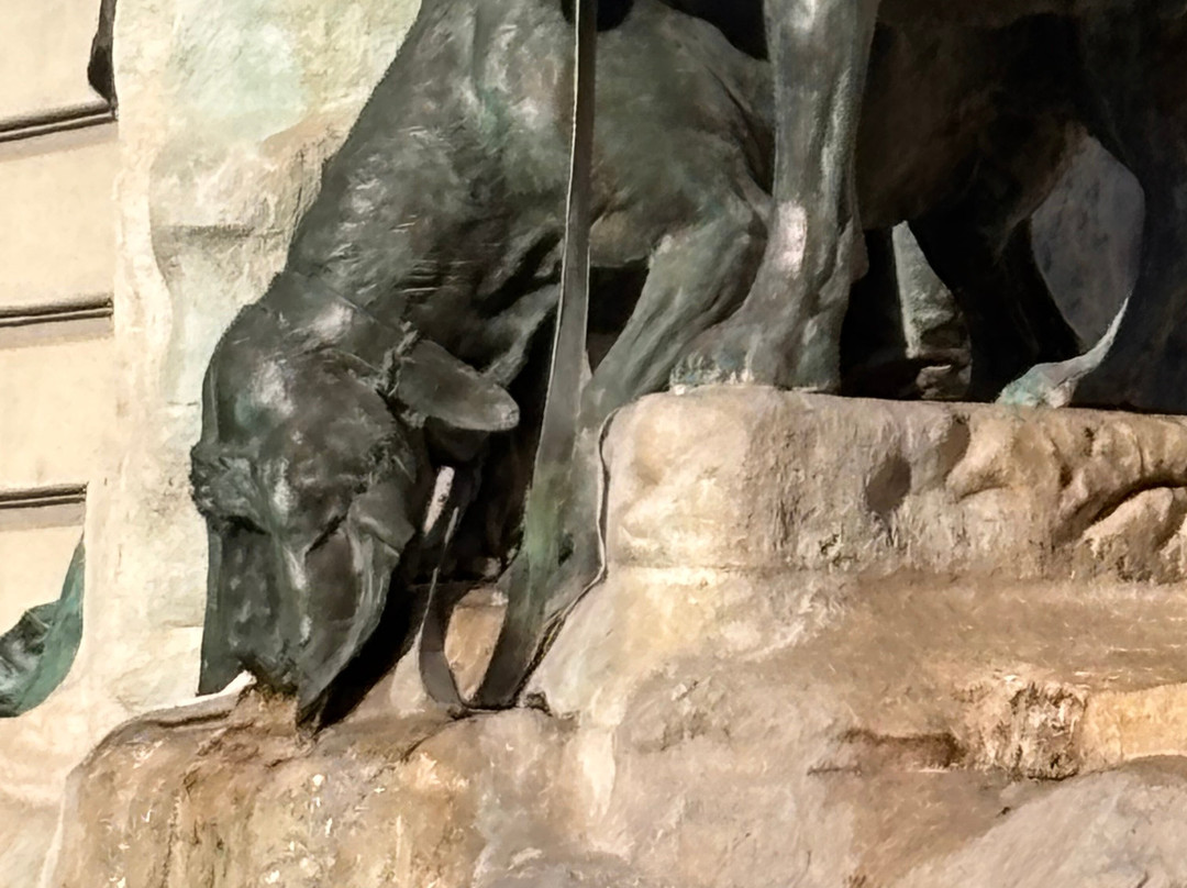 Fountain of King Matthias-布达佩斯必去景点