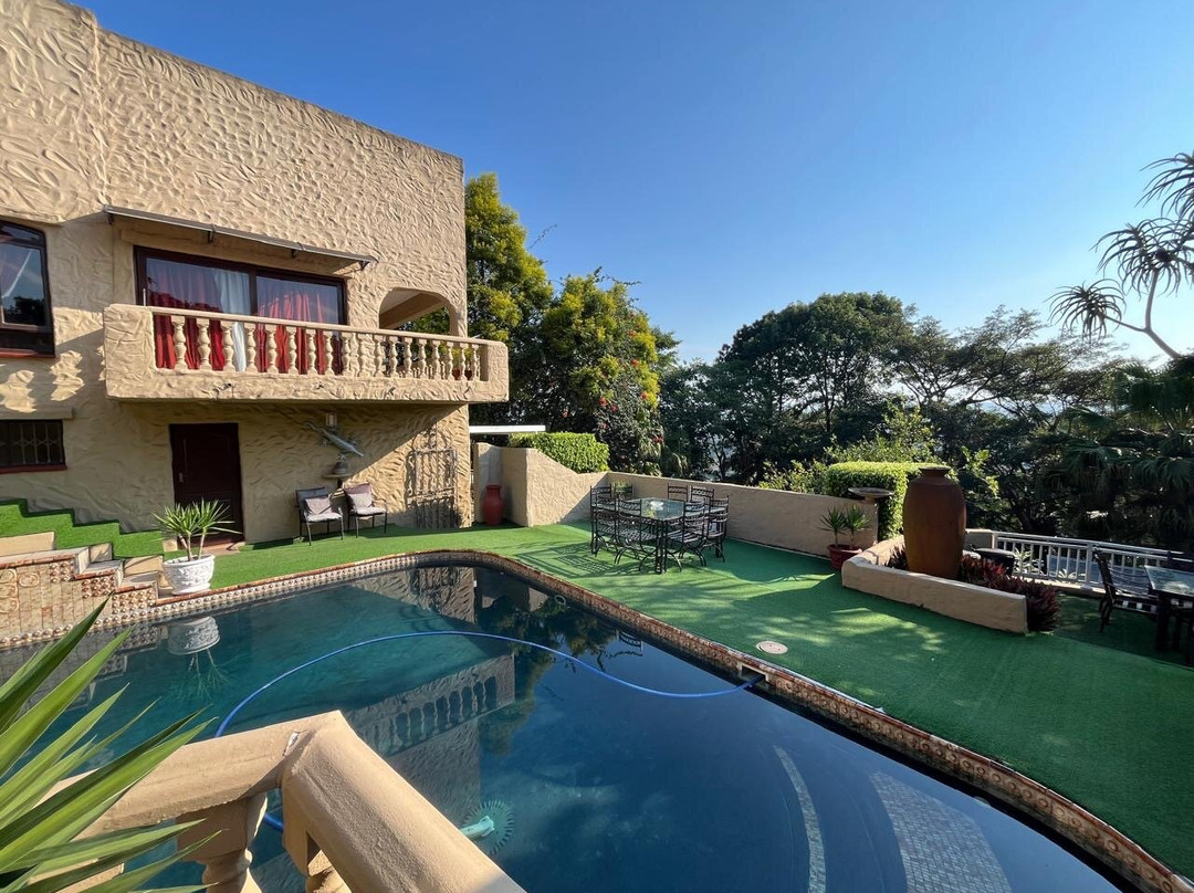 Villa Valencia主图