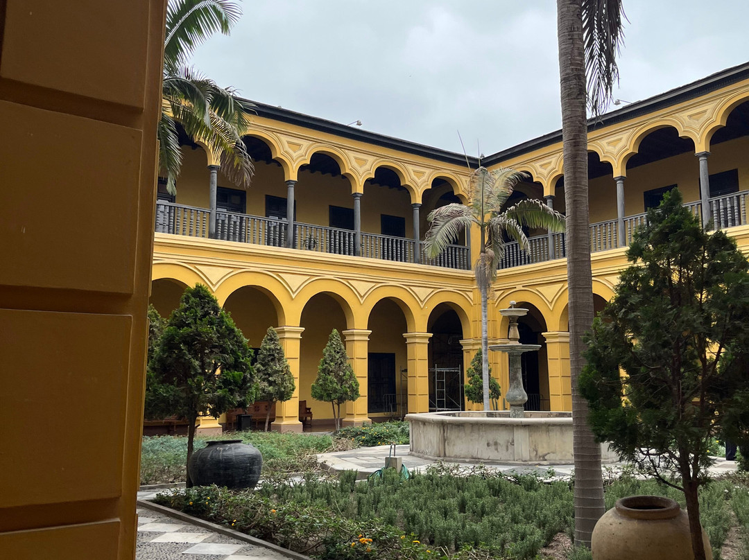 Basilica y Monasterio de Santo Domingo-利马必去景点