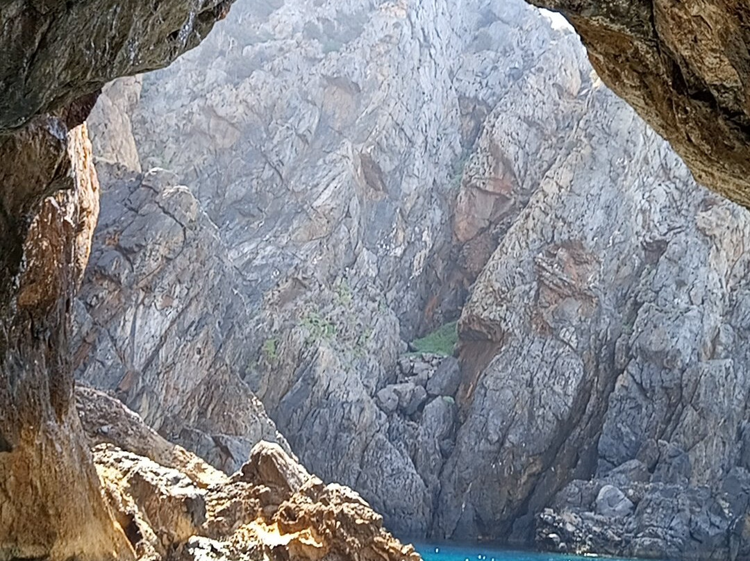 Mormora Boat Tour-Buggerru必去景点