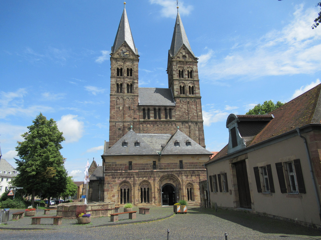 St. Petri Kathedrale-Fritzlar必去景点