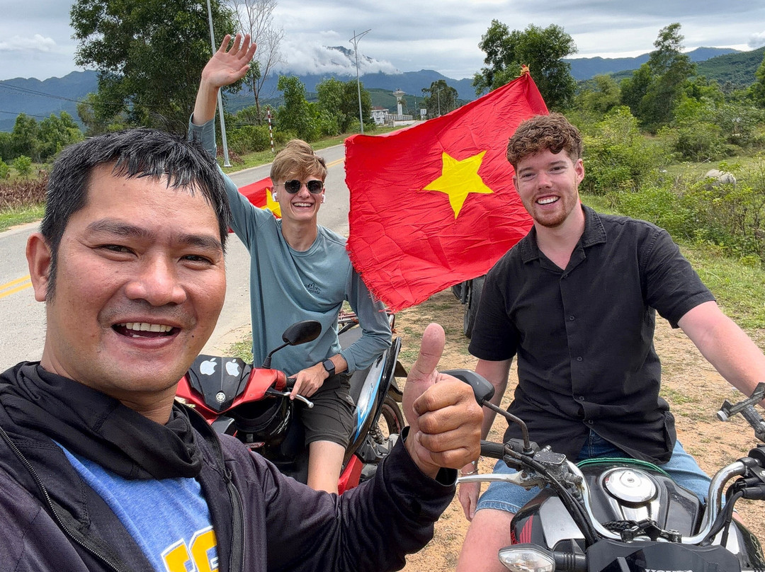 Hai Van Pass Riders-顺化必去景点