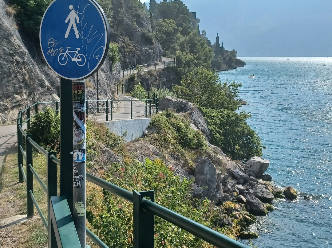 Ciclopista del Garda-利莫内必去景点