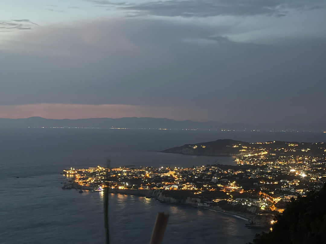 Farò Punta Imperatore-伊斯基亚必去景点