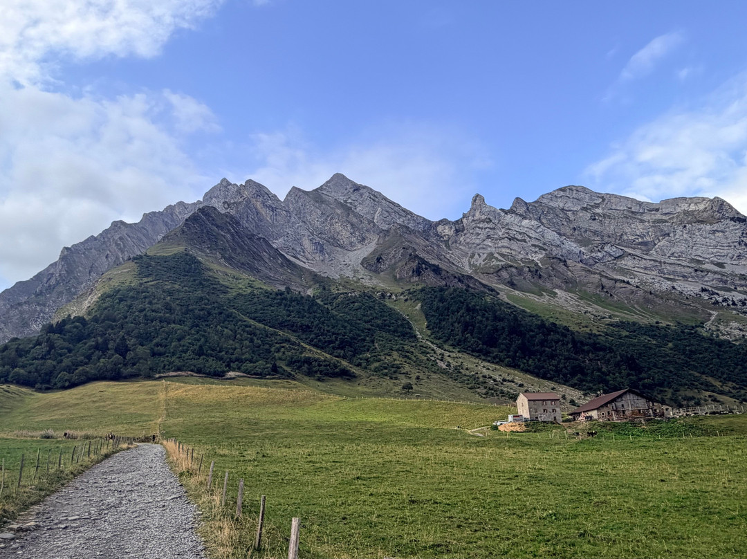 Col des Aravis-拉克吕萨必去景点
