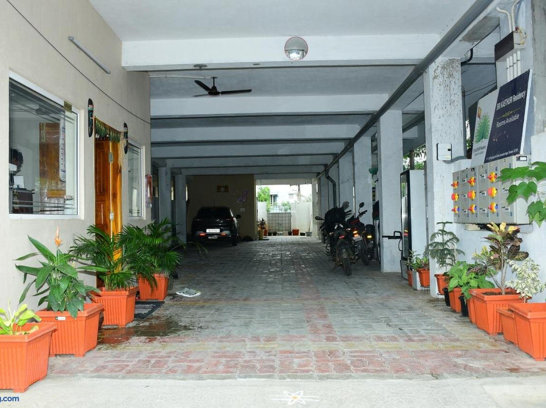 Sri KASTHURI Residency