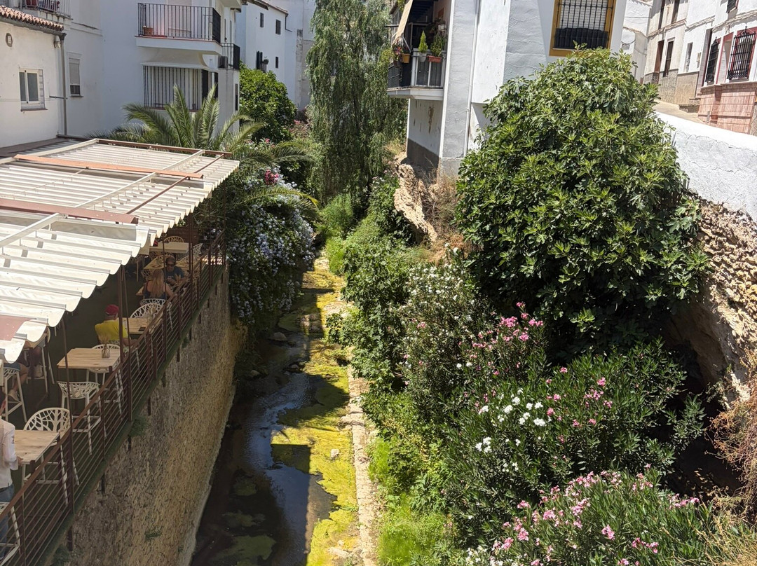 Calle Cuevas De La Sombra-Setenil de las Bodegas必去景点