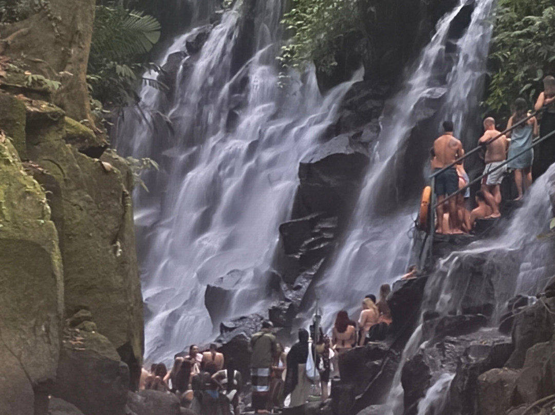 Kanto Lampo Waterfall-Beng必去景点