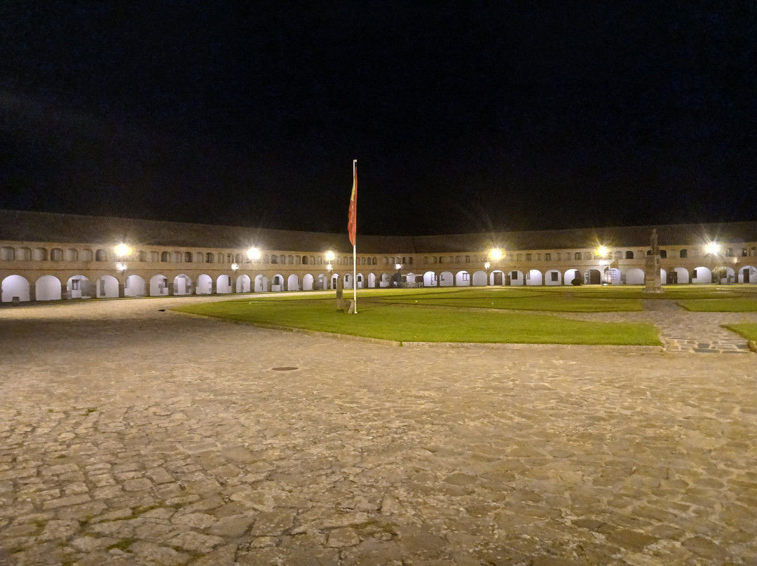 Ciudadela De Jaca-哈卡必去景点