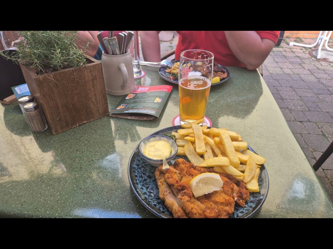 戈洛斯彻布朗酒店&旅社主图
