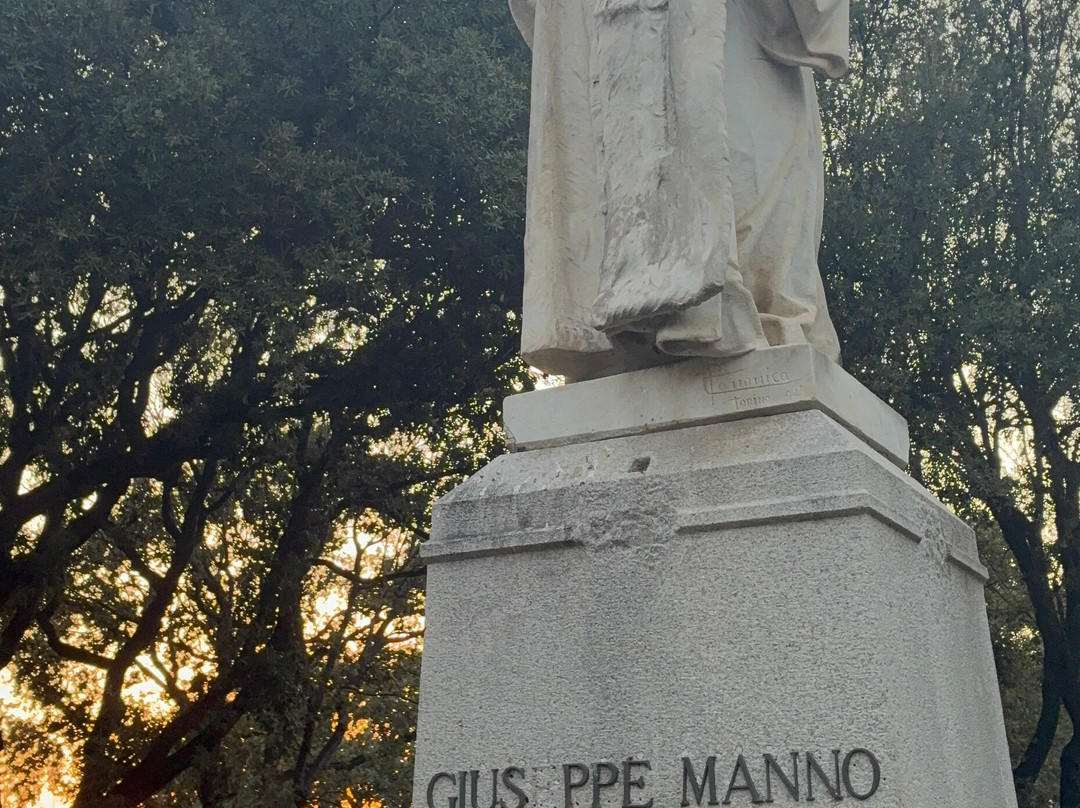 Monumento a Giuseppe Manno