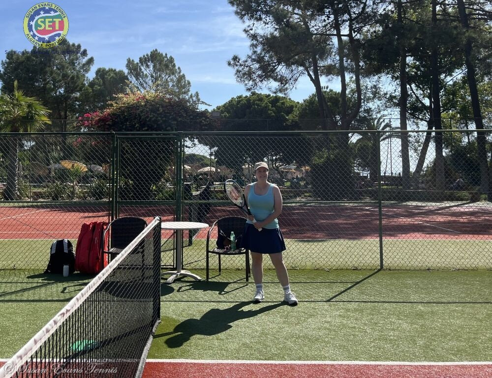 Susan Evans Tennis-Olhos de Agua必去景点