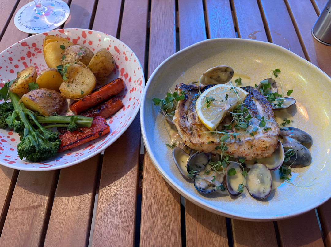 Stones Throw Beach Bar Bistro