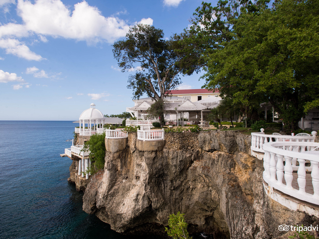 皮耶尔乔治皇宫酒店