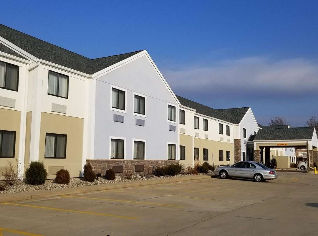 华美达丽米特德酒店主图