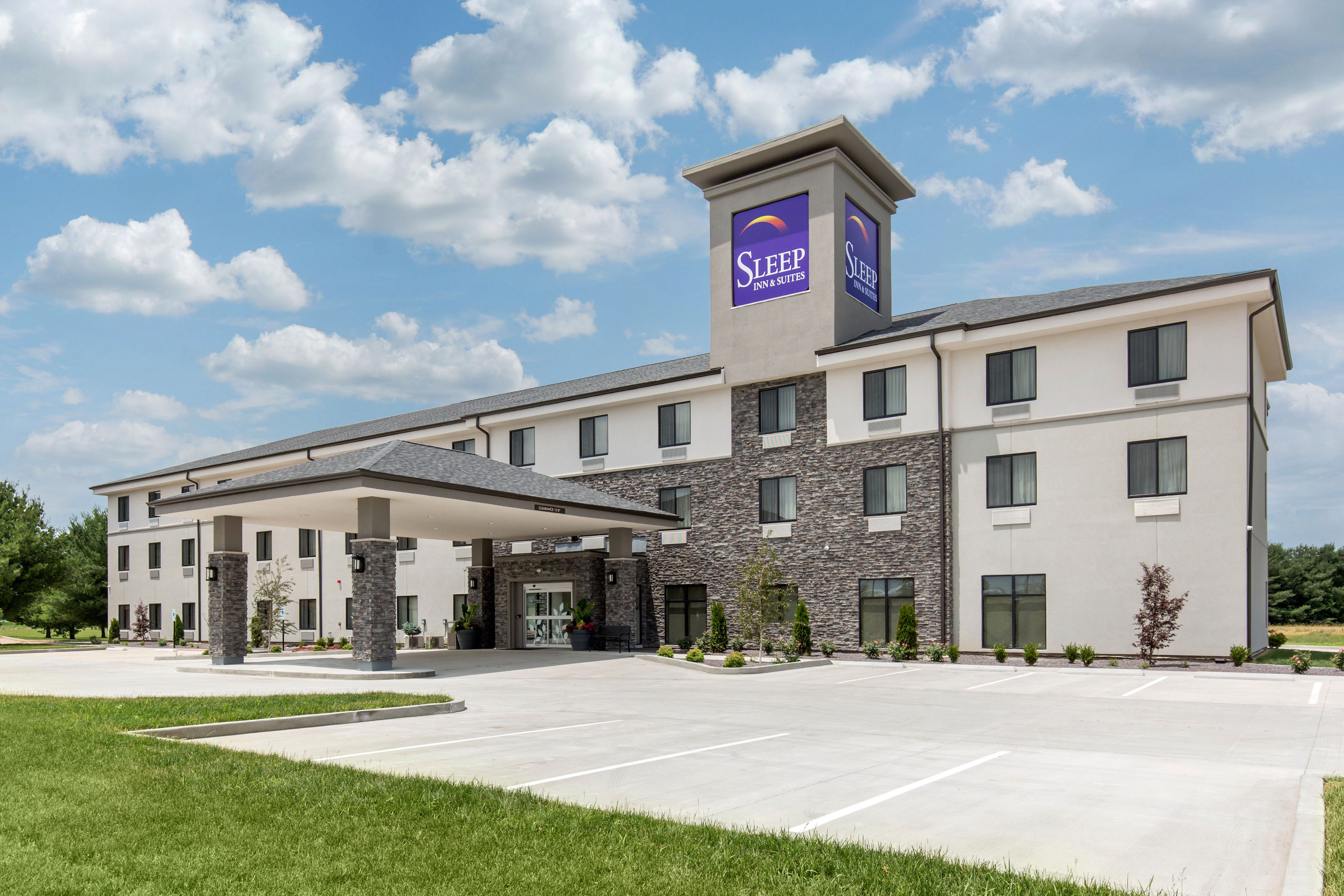 Sleep Inn & Suites-官方