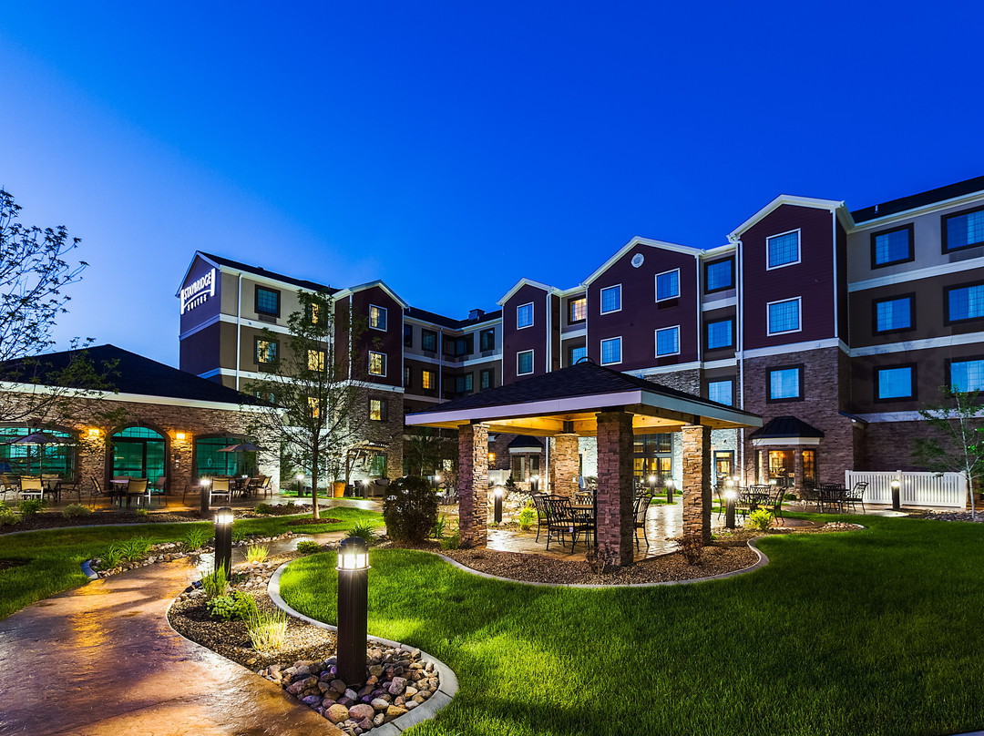 Staybridge Suites Bismarck By IHG主图