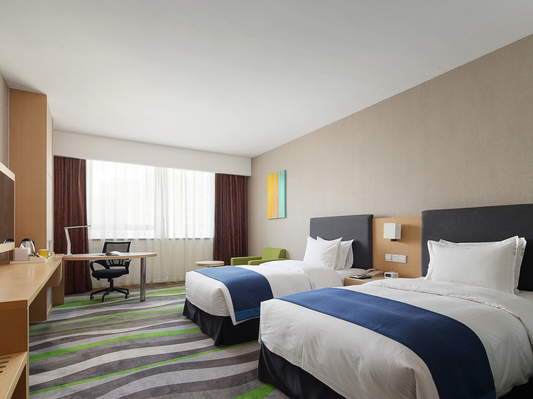 济南高新智选假日酒店主图