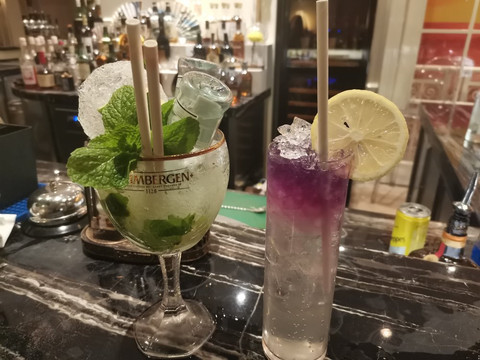 巴黎8号酒吧及空中花园-广州市必去景点