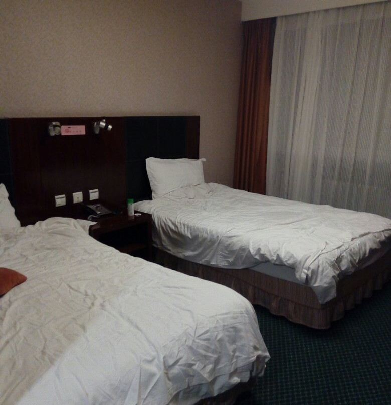 龙达假日酒店主图