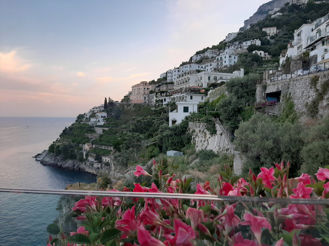 米拉玛尔菲酒店主图