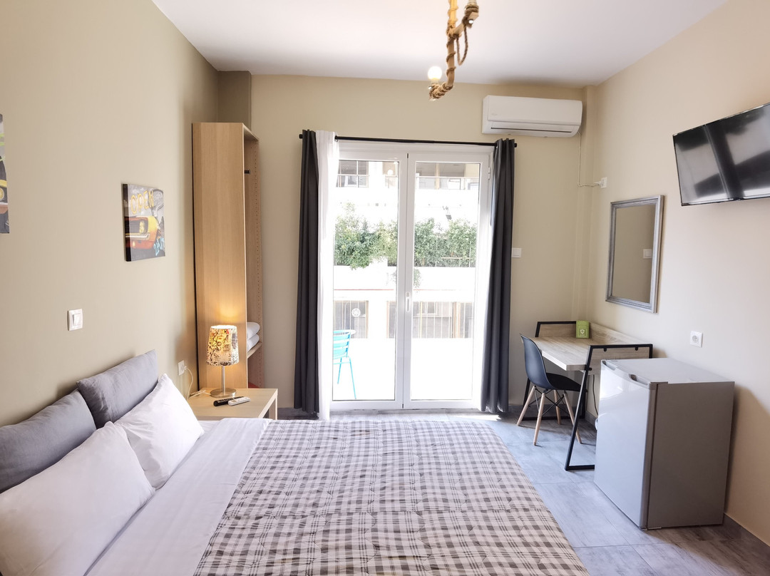 Drapetsona酒店住宿-Hotel Achillion