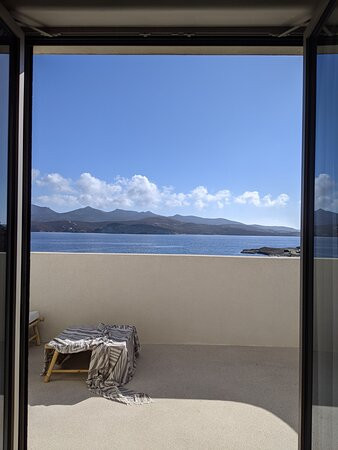 White Pebble Suites主图