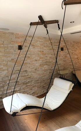 拉帝妮亚公园酒店主图