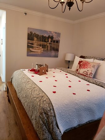 Harbor House Inn主图