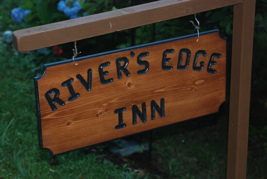 River's Edge Inn主图